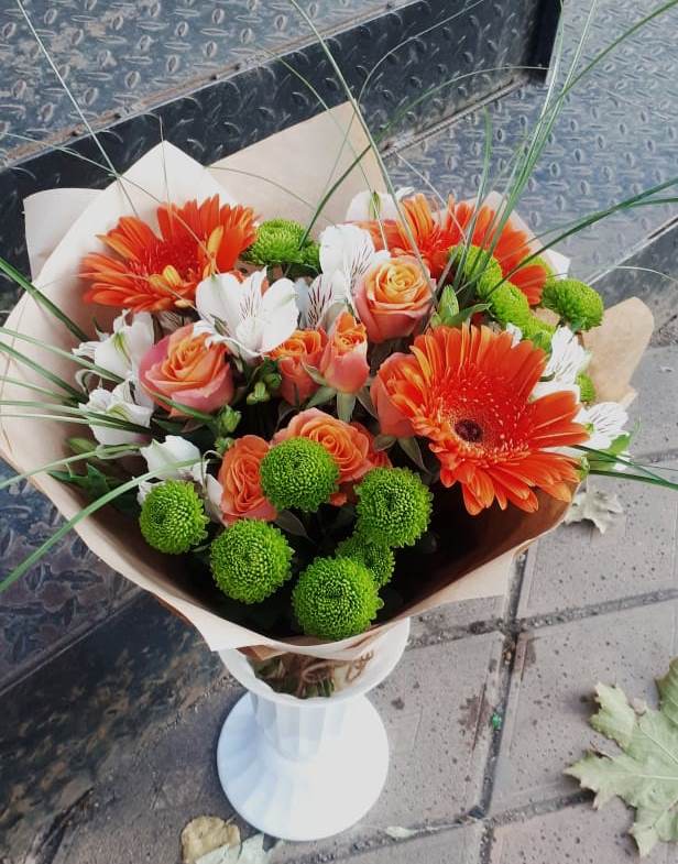 Букет цветов из: Герберы, Хризантемы, Альстромерии и Розы в Верхнем Казанище