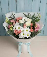 Букет цветов из:  Розы, Лизиантусы и Хризантемы в Верхнем Казанище
