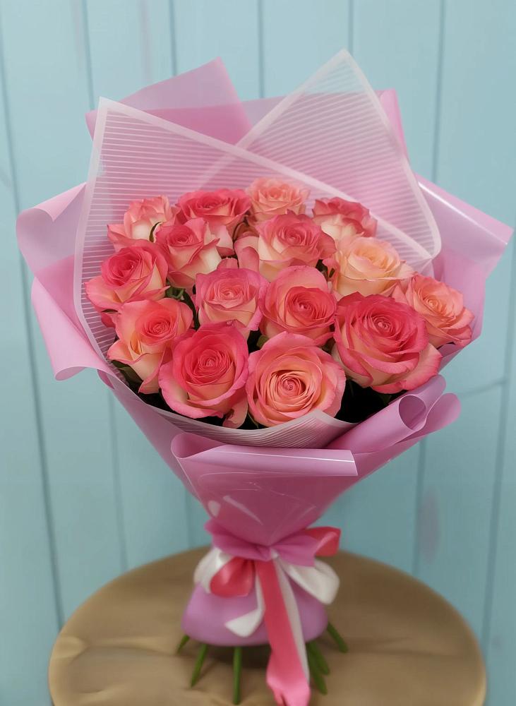 Букет 15 Розовых роз Равель в Верхнем Казанище