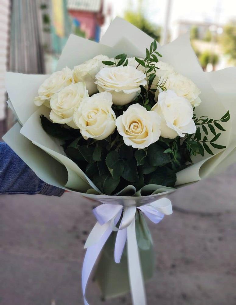 Букет Белые розы Проуд в Верхнем Казанище