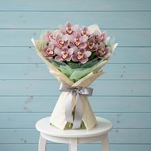 Букет цветов из:  Орхидеи и Розы в Верхнем Казанище