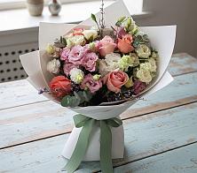 Букет цветов из:  Розы, Лизиантусы и Гвоздики в Верхнем Казанище