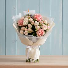 Букет цветов из:  Розы в Верхнем Казанище
