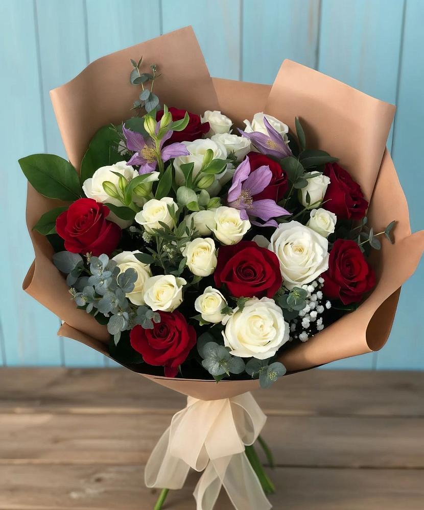 Букет цветов из: Розы и Альстромерии в Верхнем Казанище