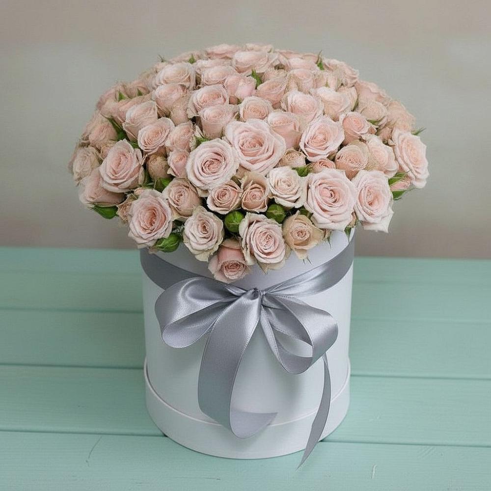 Цветочная композиция из Розы в шляпной коробке в Верхнем Казанище